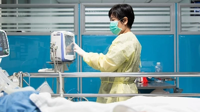 Yellow Isolation Gowns: Why Color Matters in Healthcare