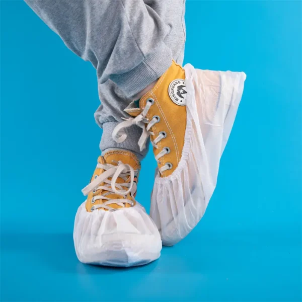 CPE SHOE COVER (2)