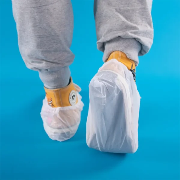 CPE SHOE COVER (3)