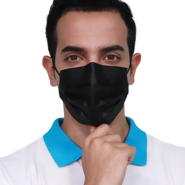 black surgical mask (1)