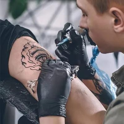 Applications of Our Vinyl Gloves (4)